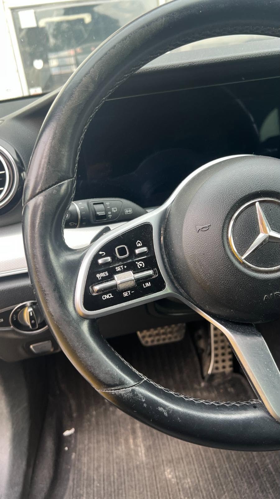 
										Mercedes E220d Stationcar 9G-TRONIC full									