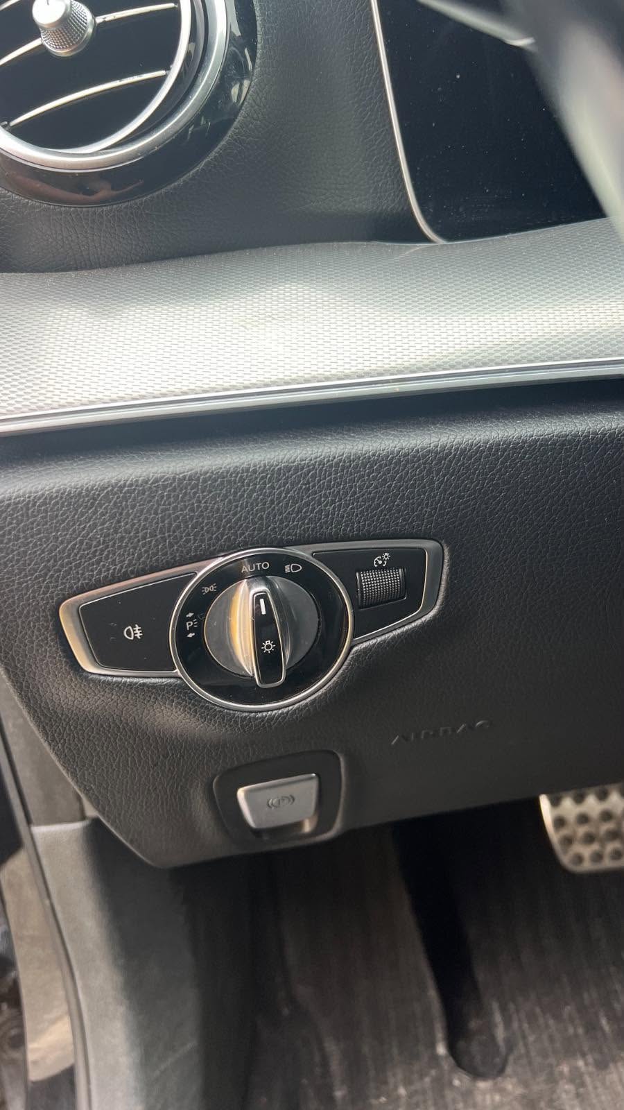 
										Mercedes E220d Stationcar 9G-TRONIC full									