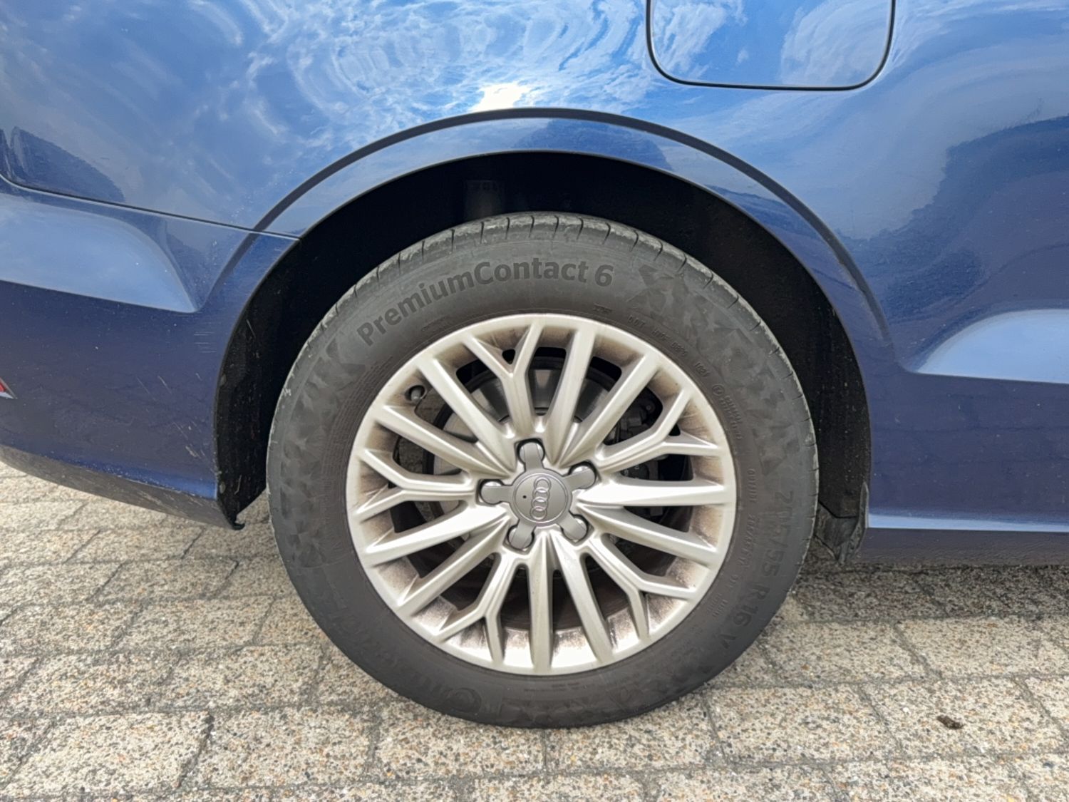 
								Audi A3 Cabriolet Attraction full									