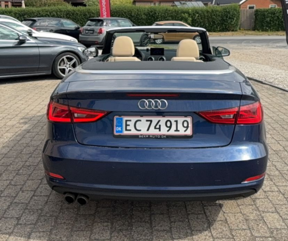 
								Audi A3 Cabriolet Attraction full									
