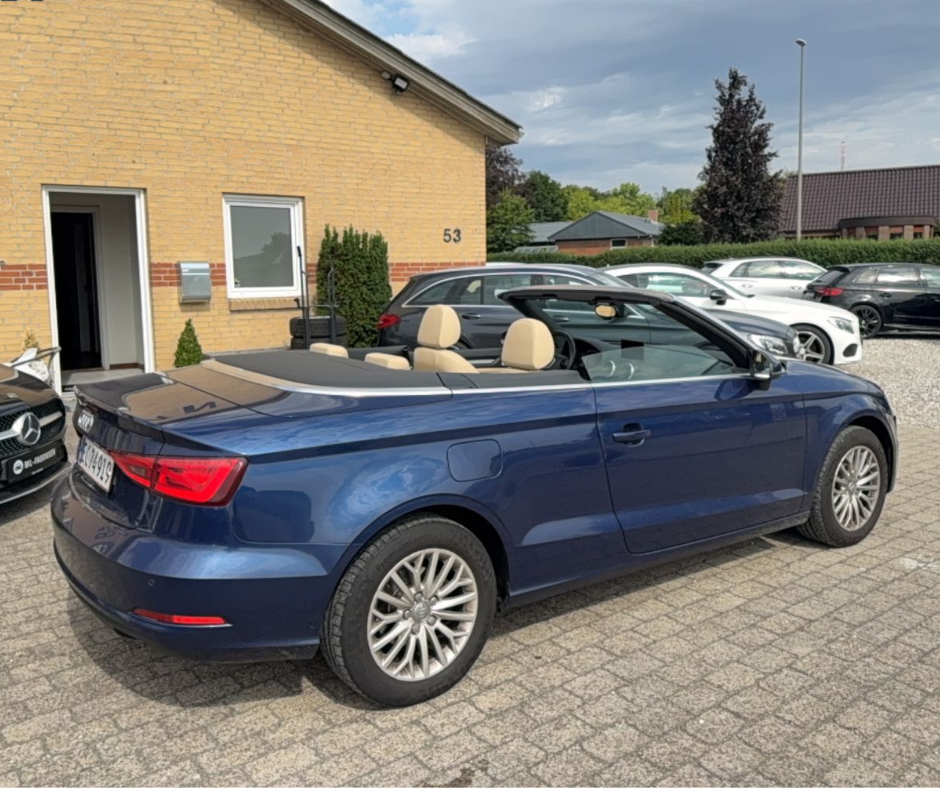
								Audi A3 Cabriolet Attraction full									