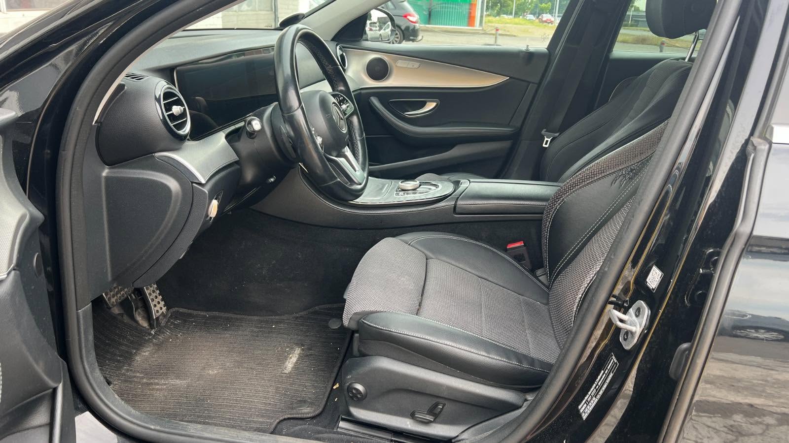 
										Mercedes E220d Stationcar 9G-TRONIC full									