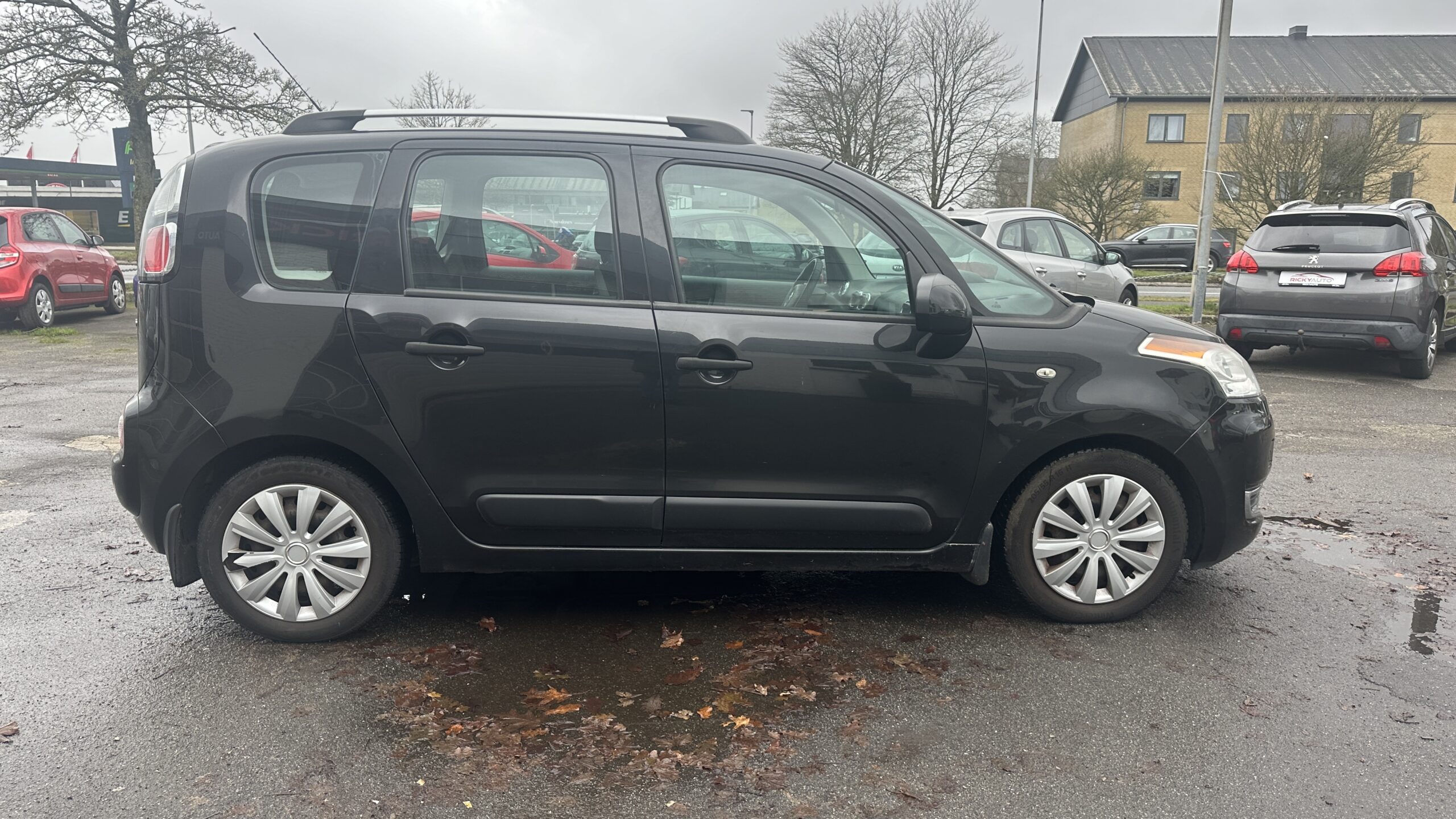 
								Citroën C3 Picasso full									