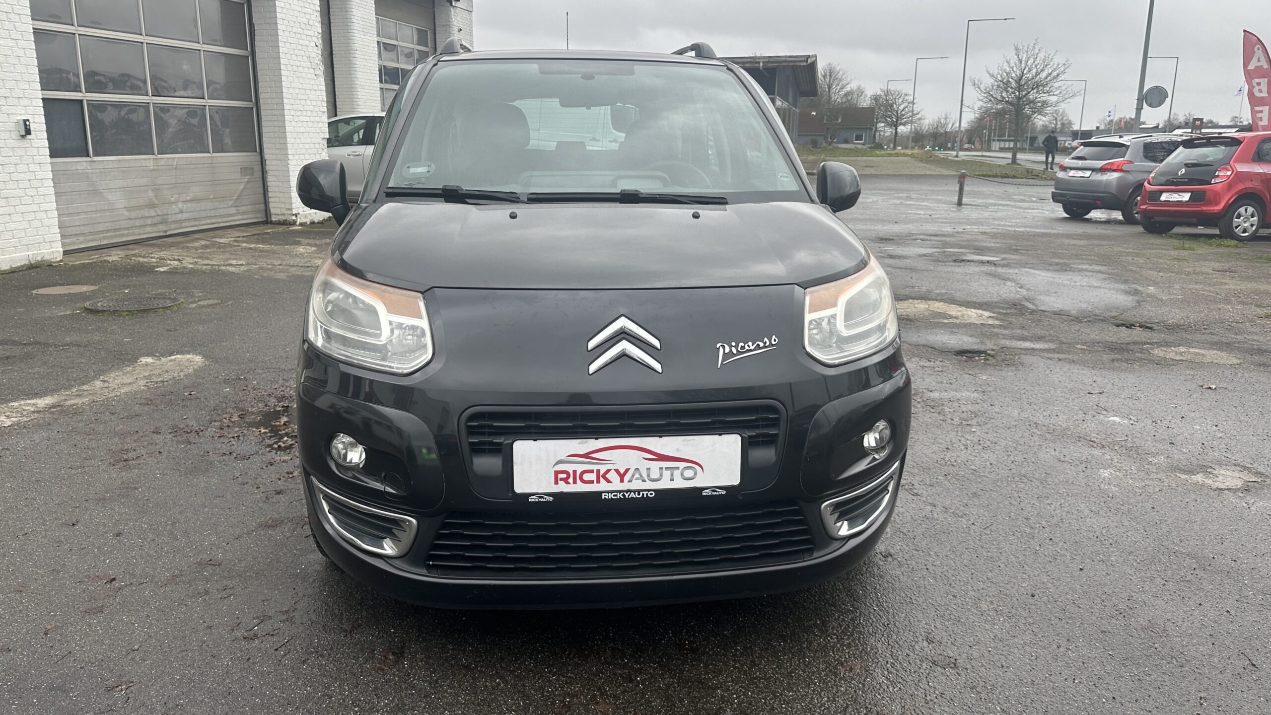 
								Citroën C3 Picasso full									