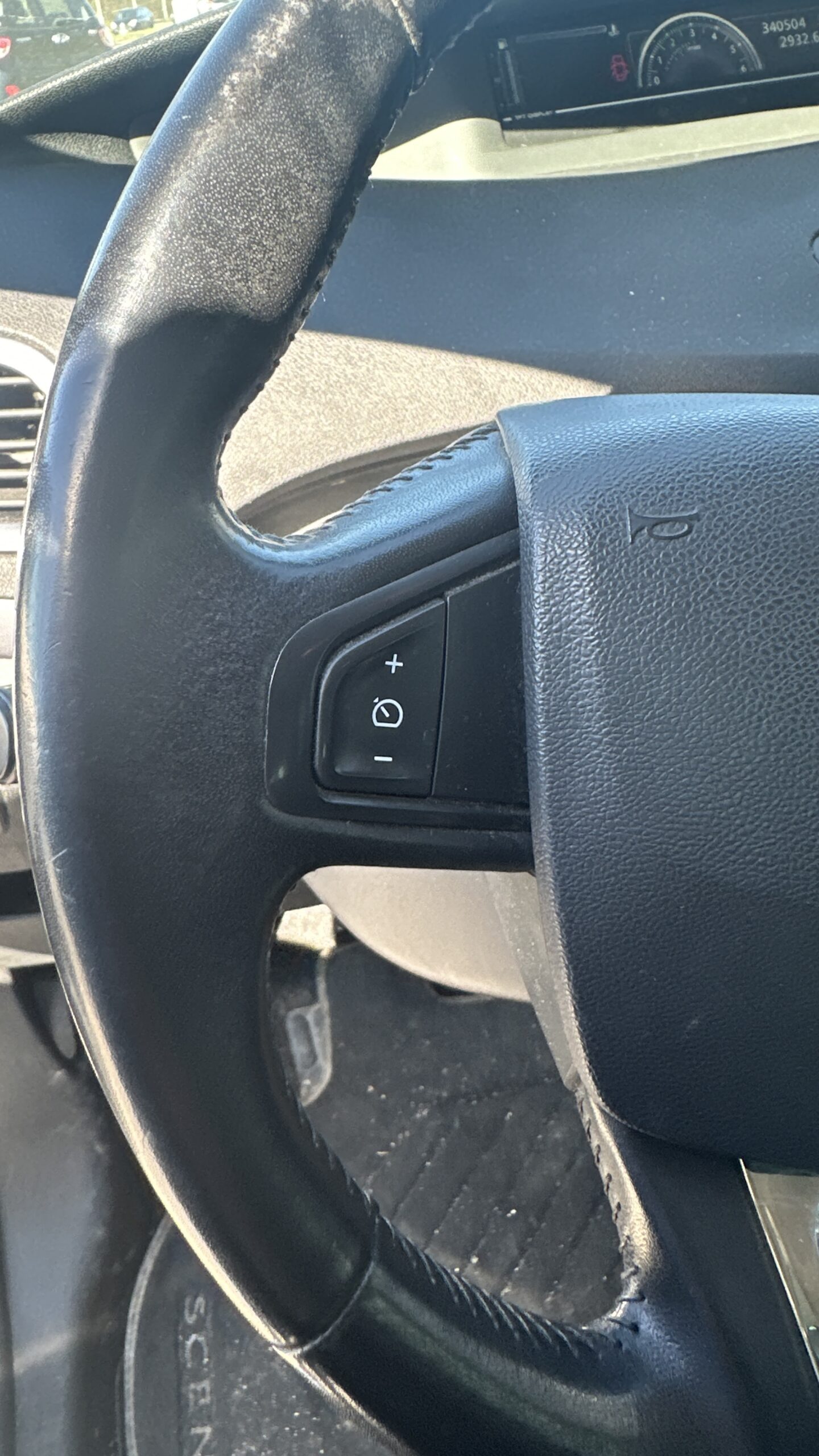 
								Renault Grand Scenic III 1,5 dCi EDC 7prs full									
