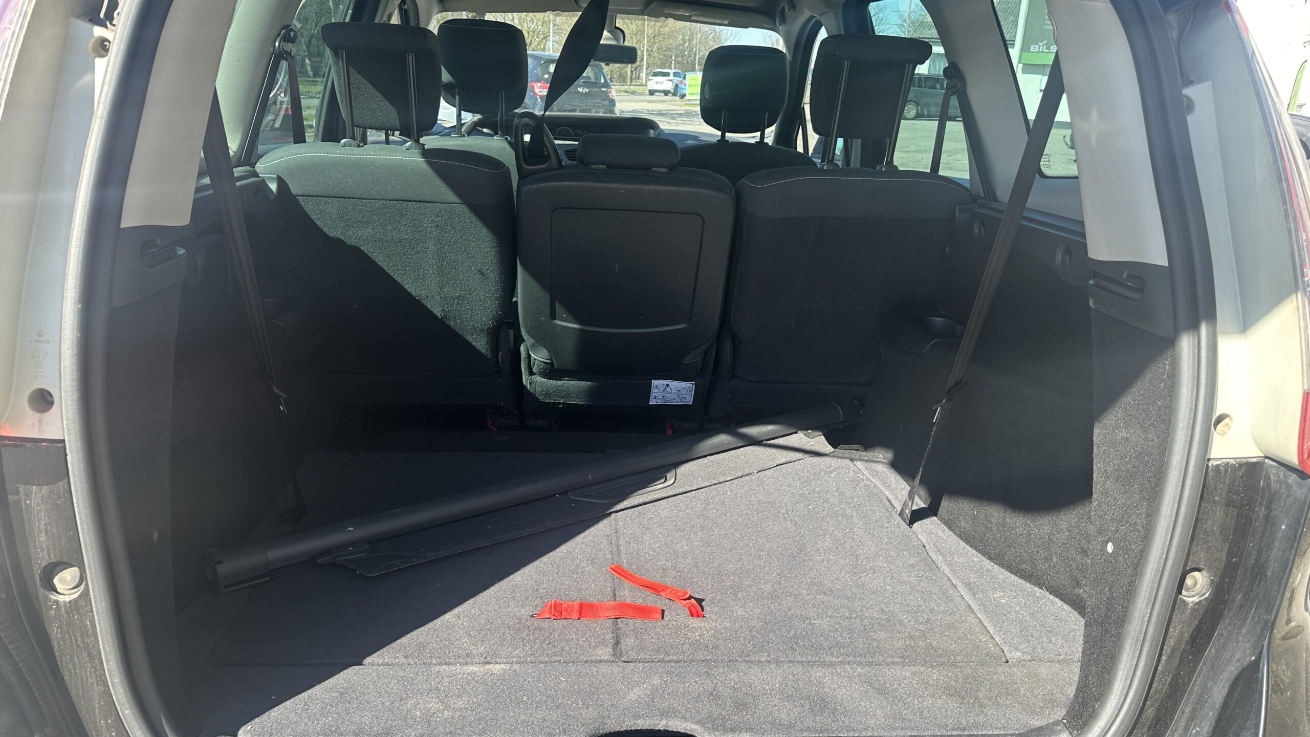 
								Renault Grand Scenic III 1,5 dCi EDC 7prs full									