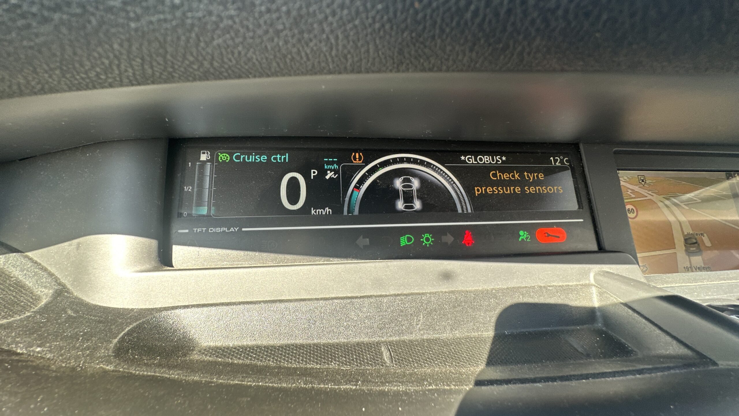 
								Renault Grand Scenic III 1,5 dCi EDC 7prs full									