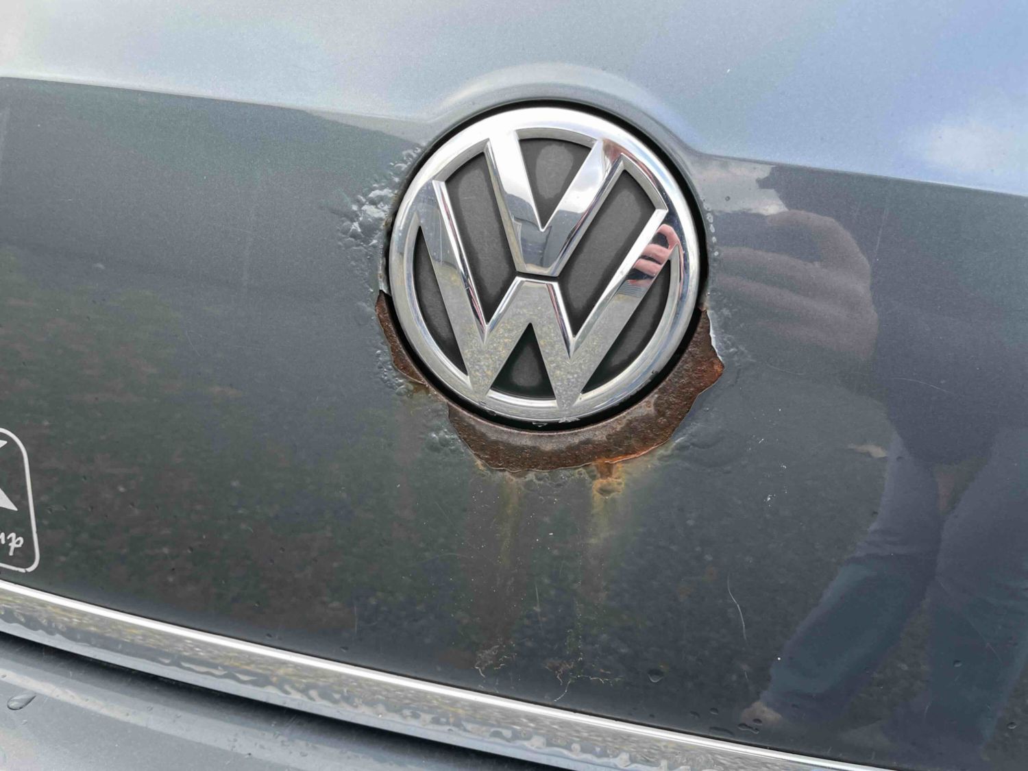 
								Volkswagen Passat full									
