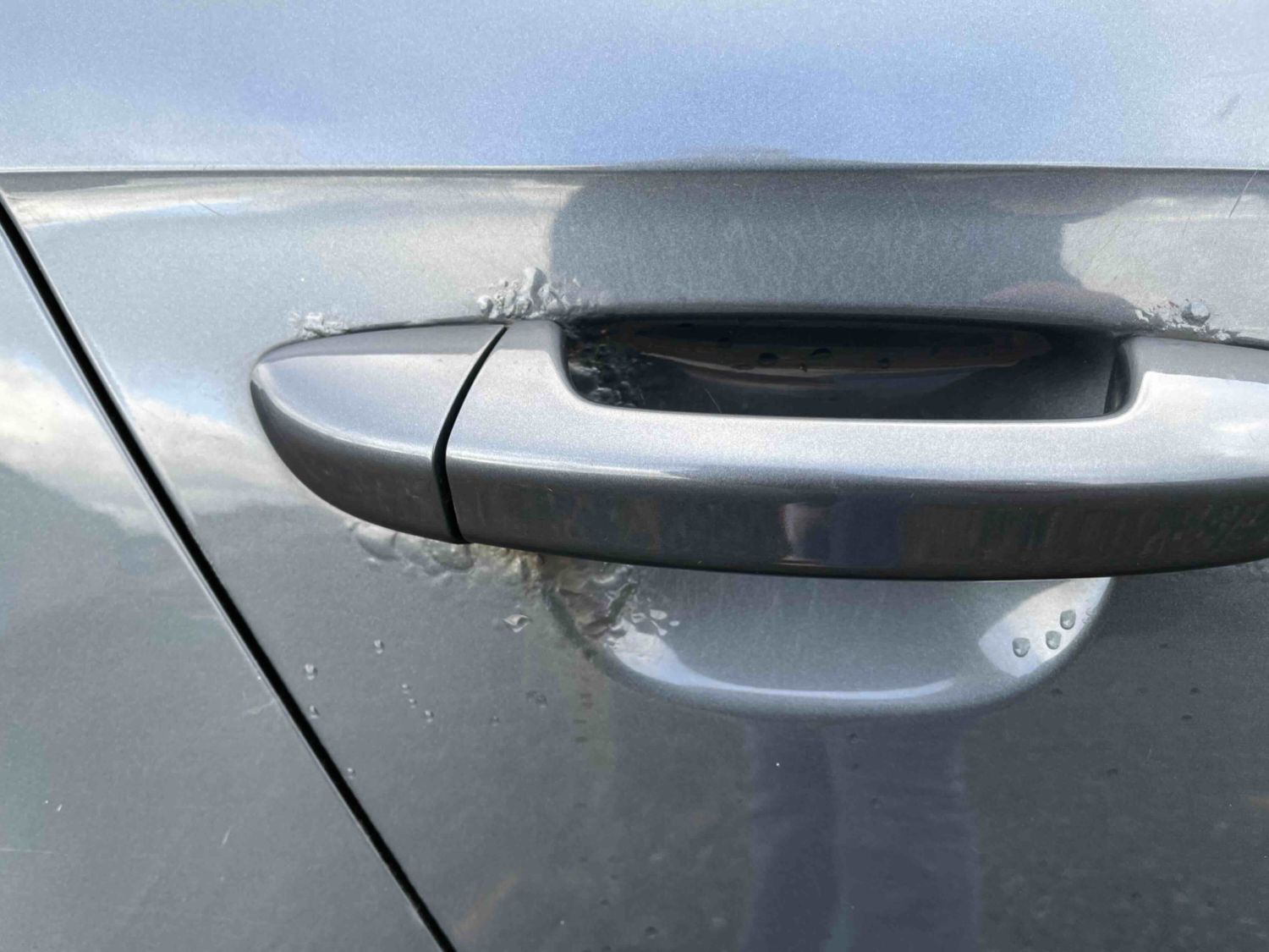 
								Volkswagen Passat full									