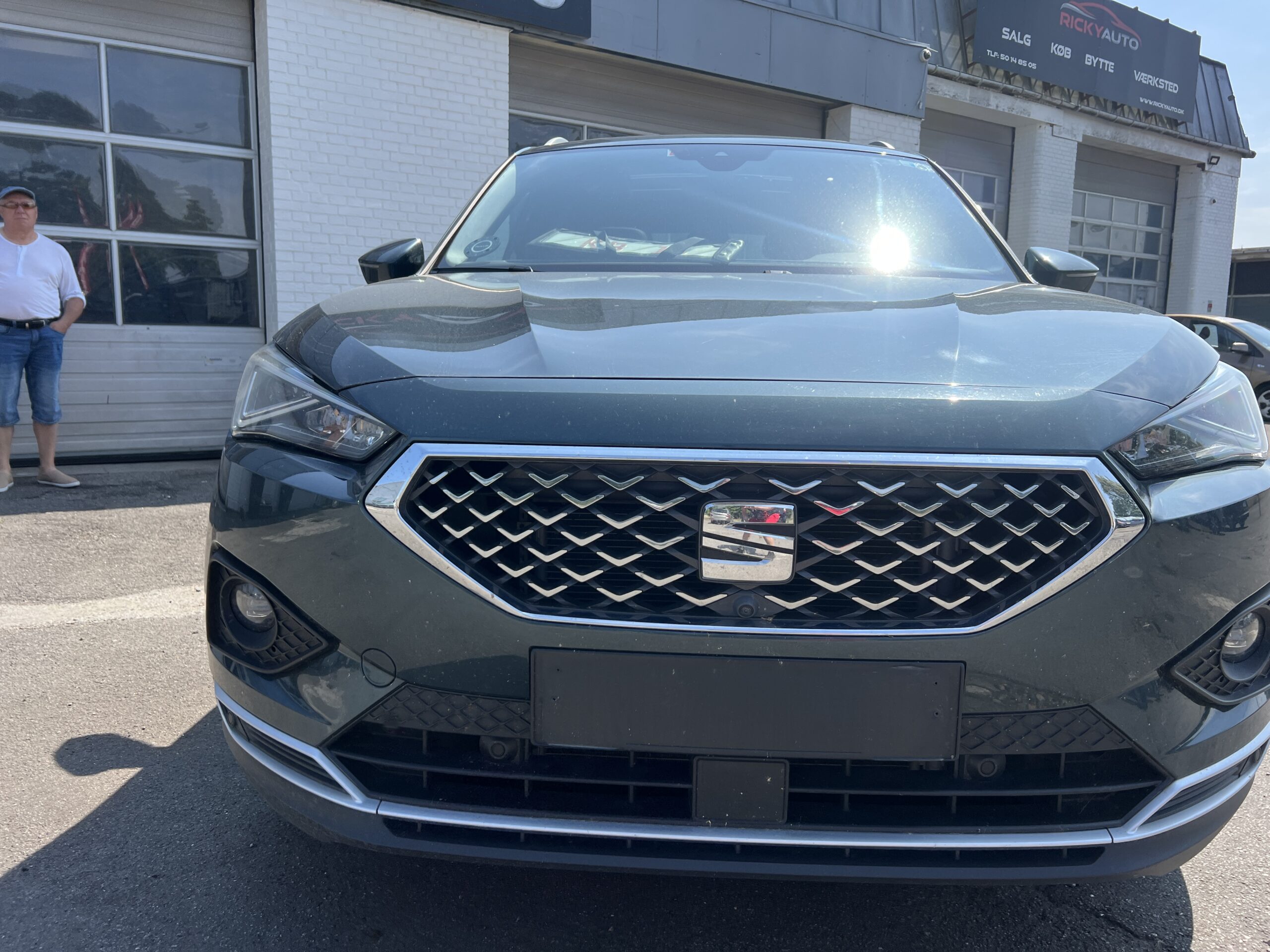 
								SEAT TARRACO full									