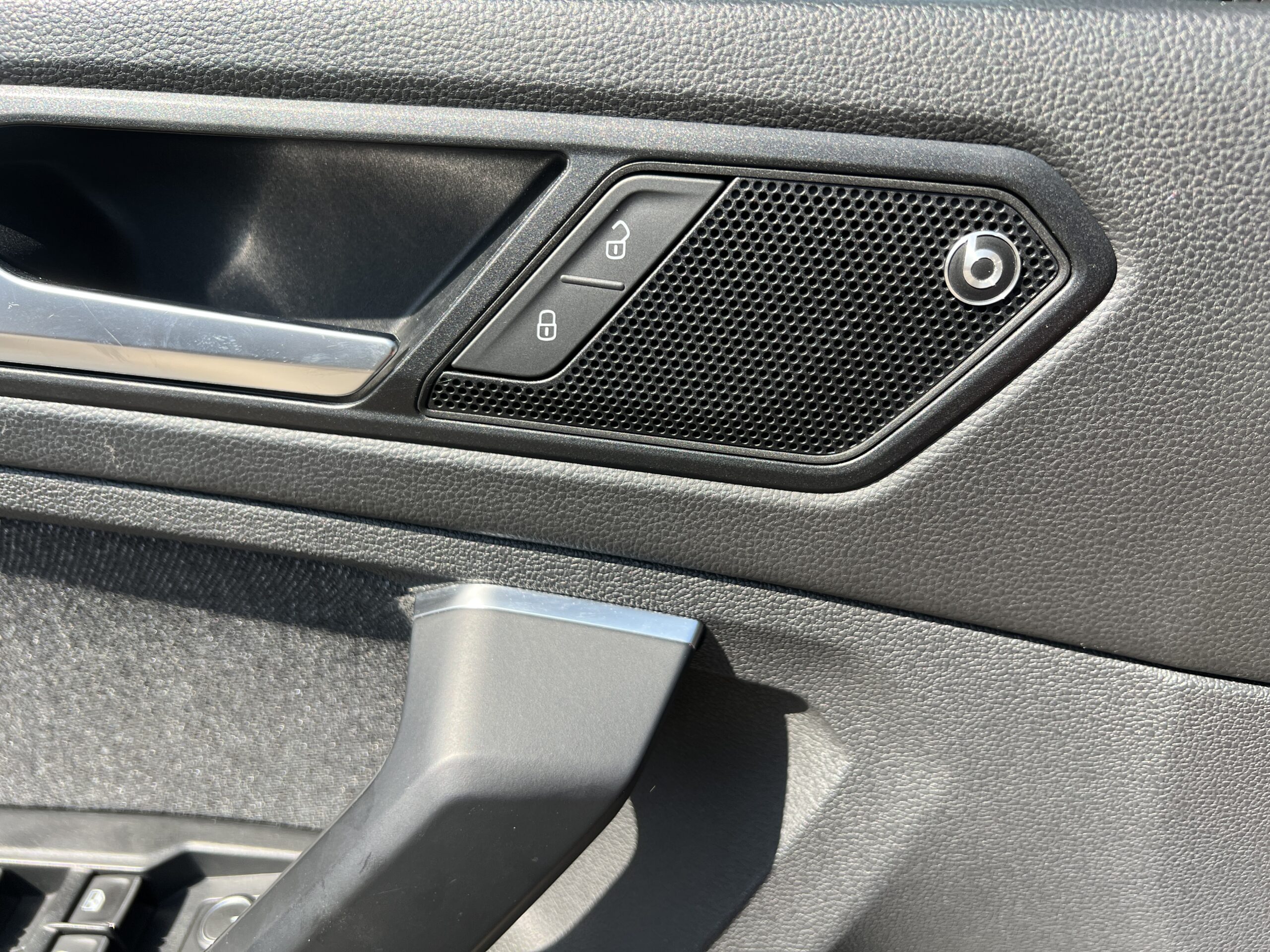 
								SEAT TARRACO full									