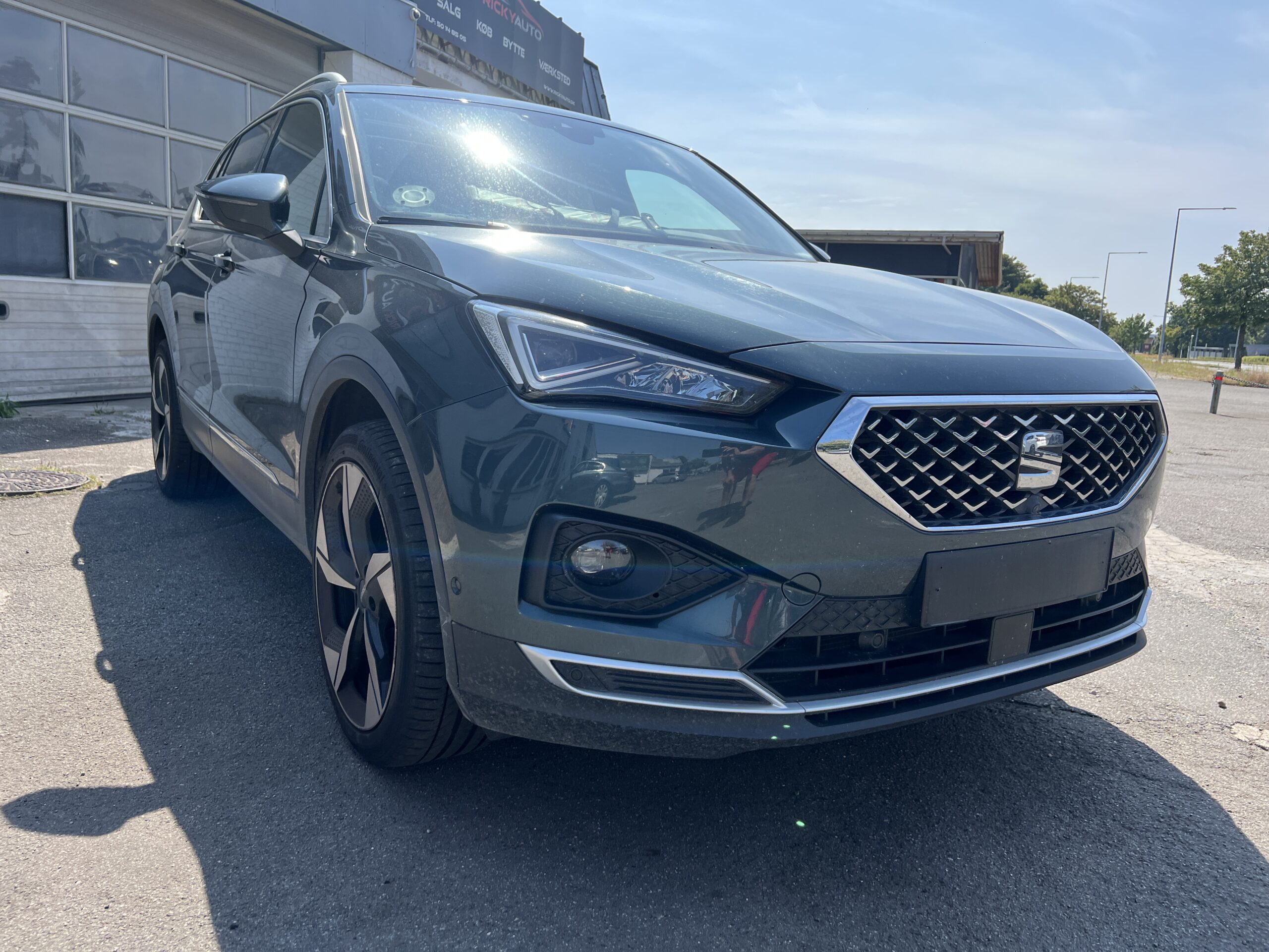 
								SEAT TARRACO full									