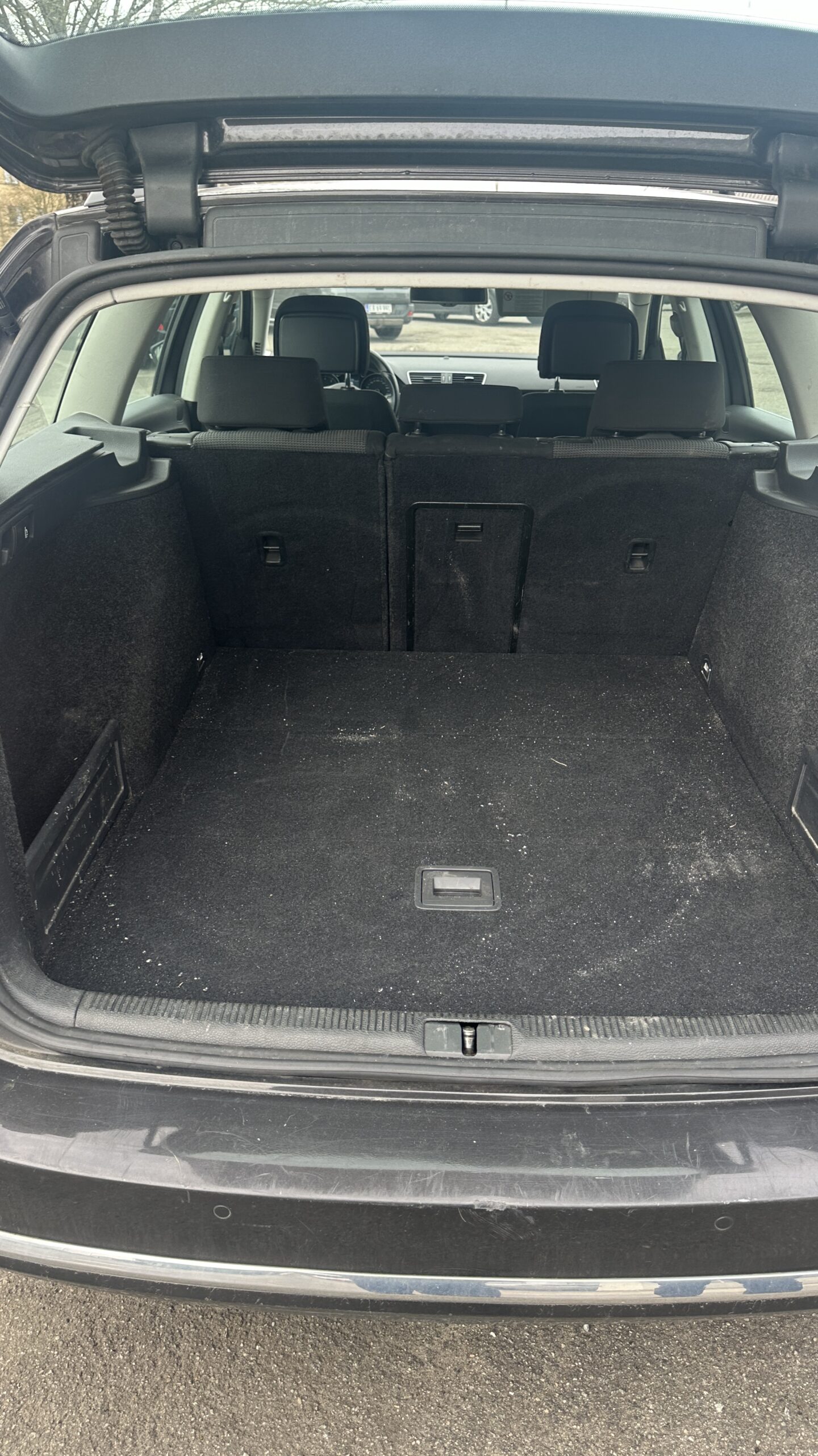 
								VW Passat 1,4 TSi full									