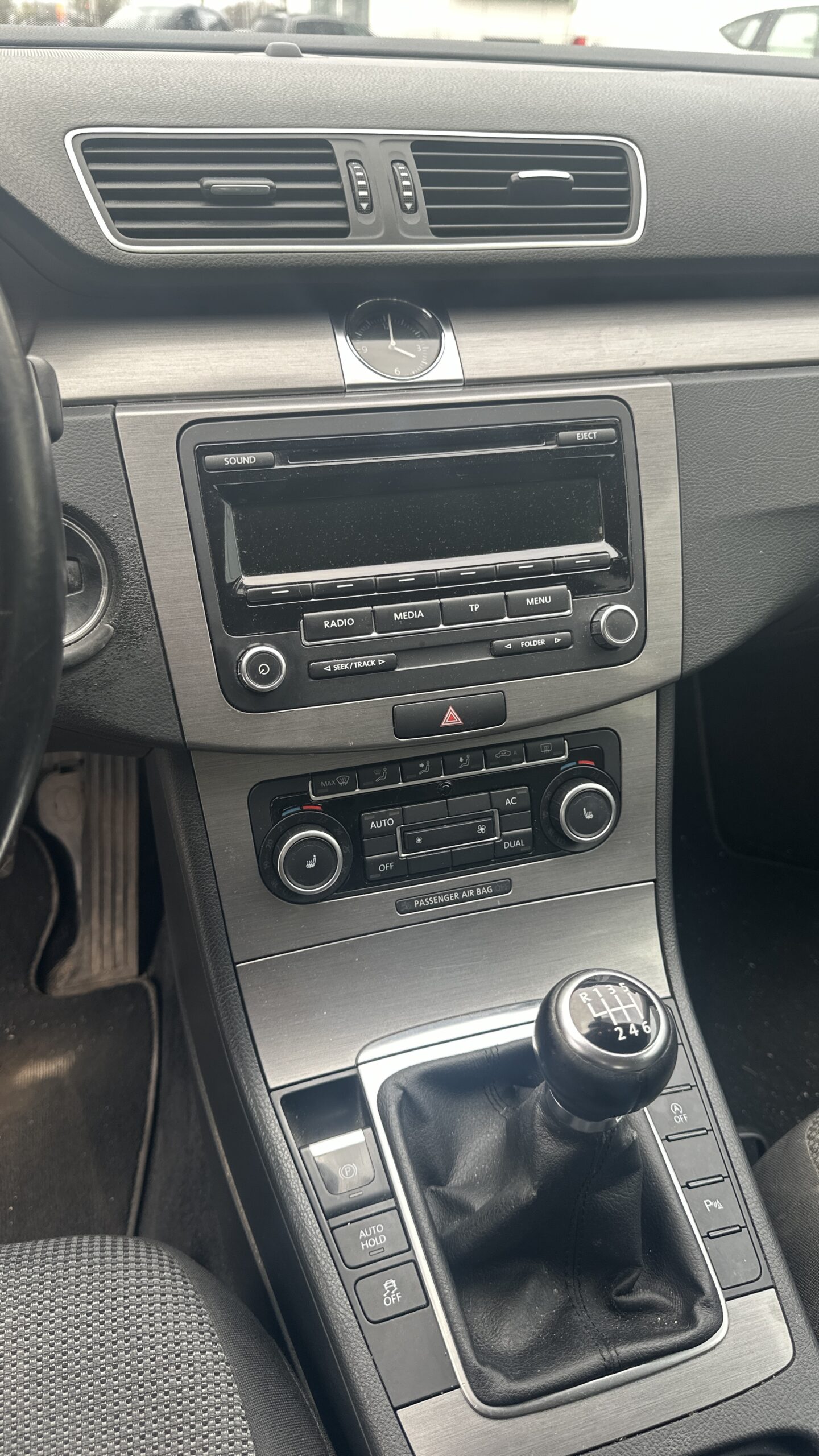 
								VW Passat 1,4 TSi full									