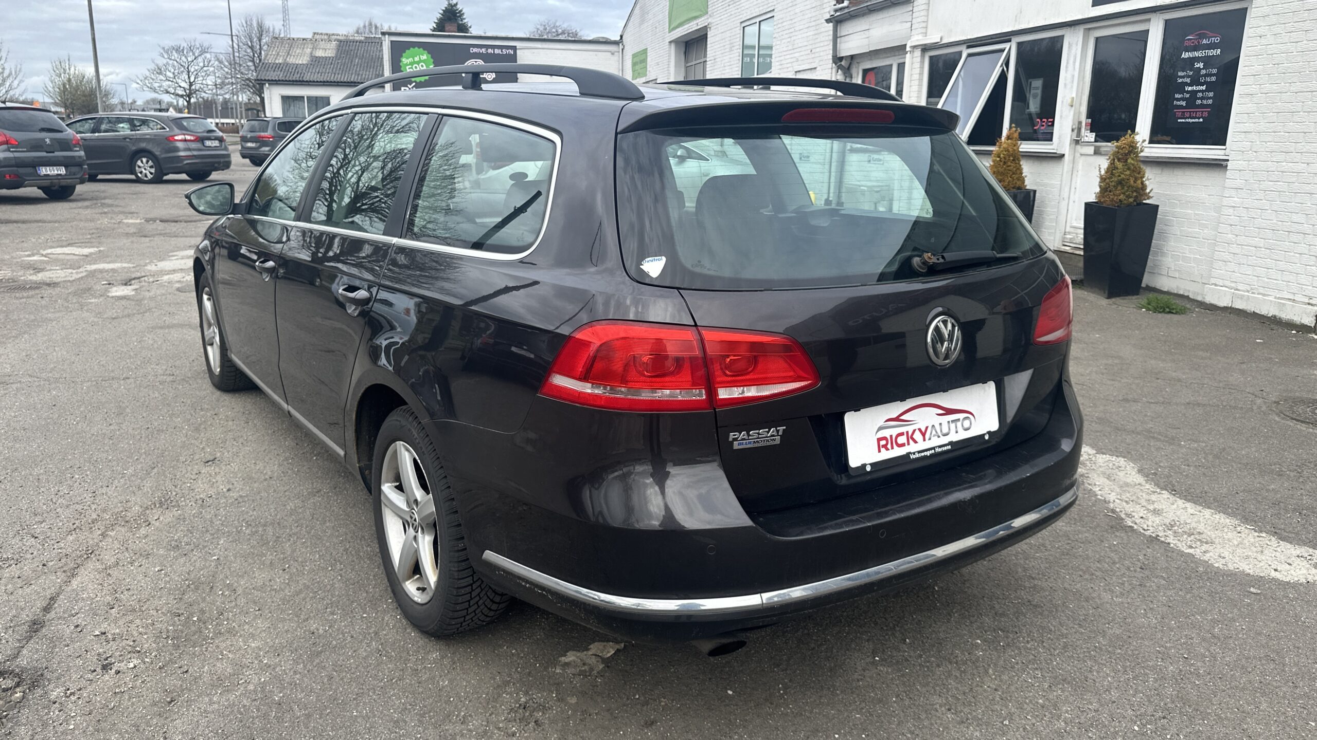 
								VW Passat 1,4 TSi full									