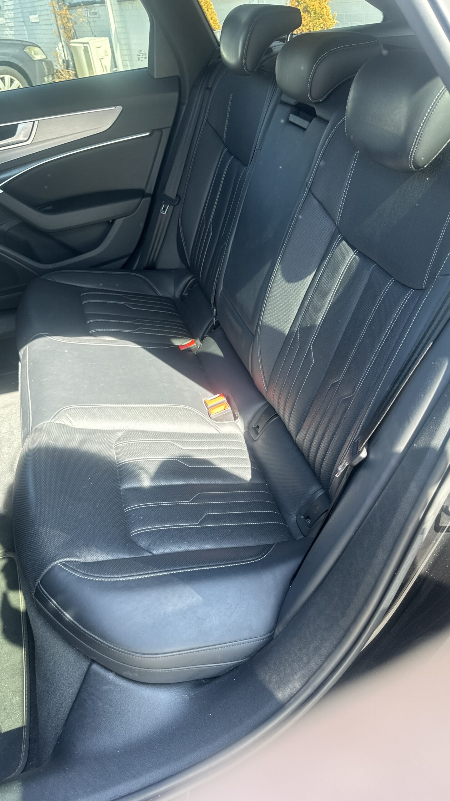 
								Audi A6 AVANT 55 TFSI E – 2,0 Quattro full									