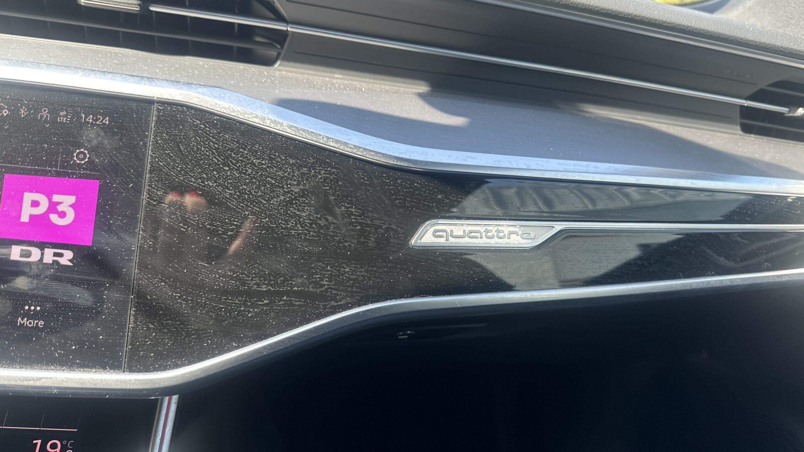 
								Audi A6 AVANT 55 TFSI E – 2,0 Quattro full									