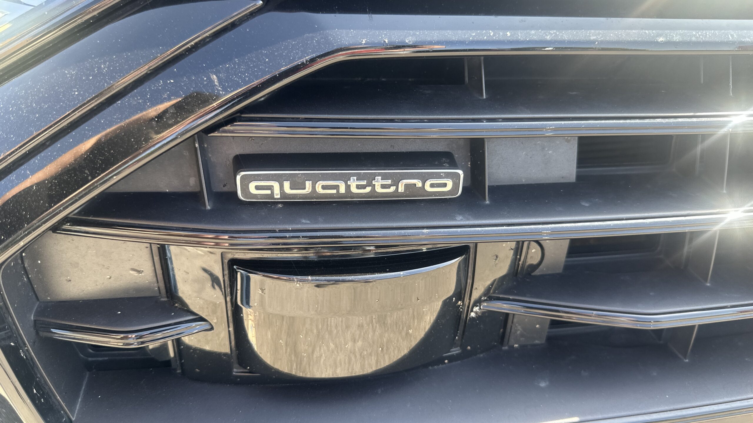 
								Audi A6 AVANT 55 TFSI E – 2,0 Quattro full									