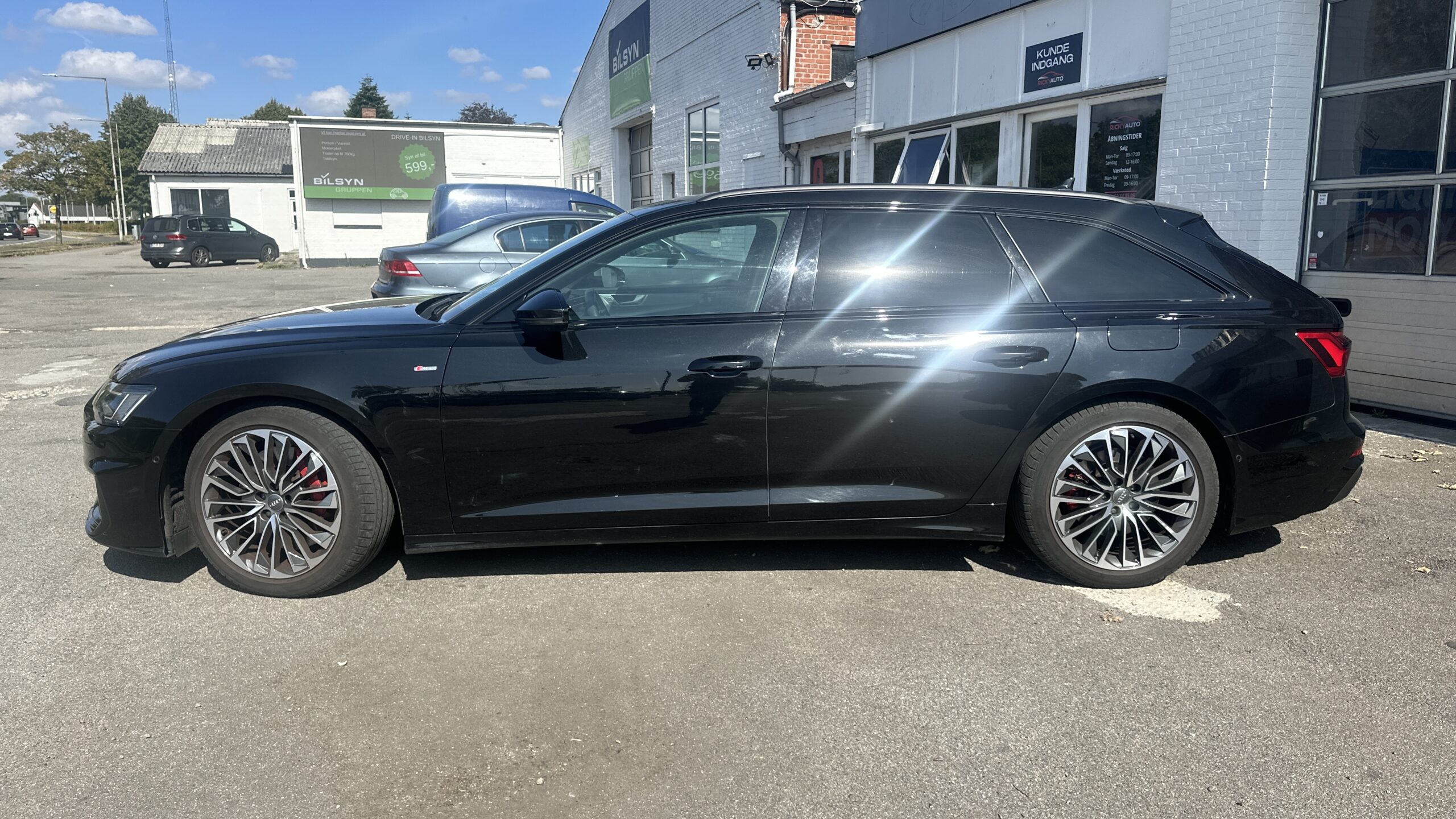 
								Audi A6 AVANT 55 TFSI E – 2,0 Quattro full									