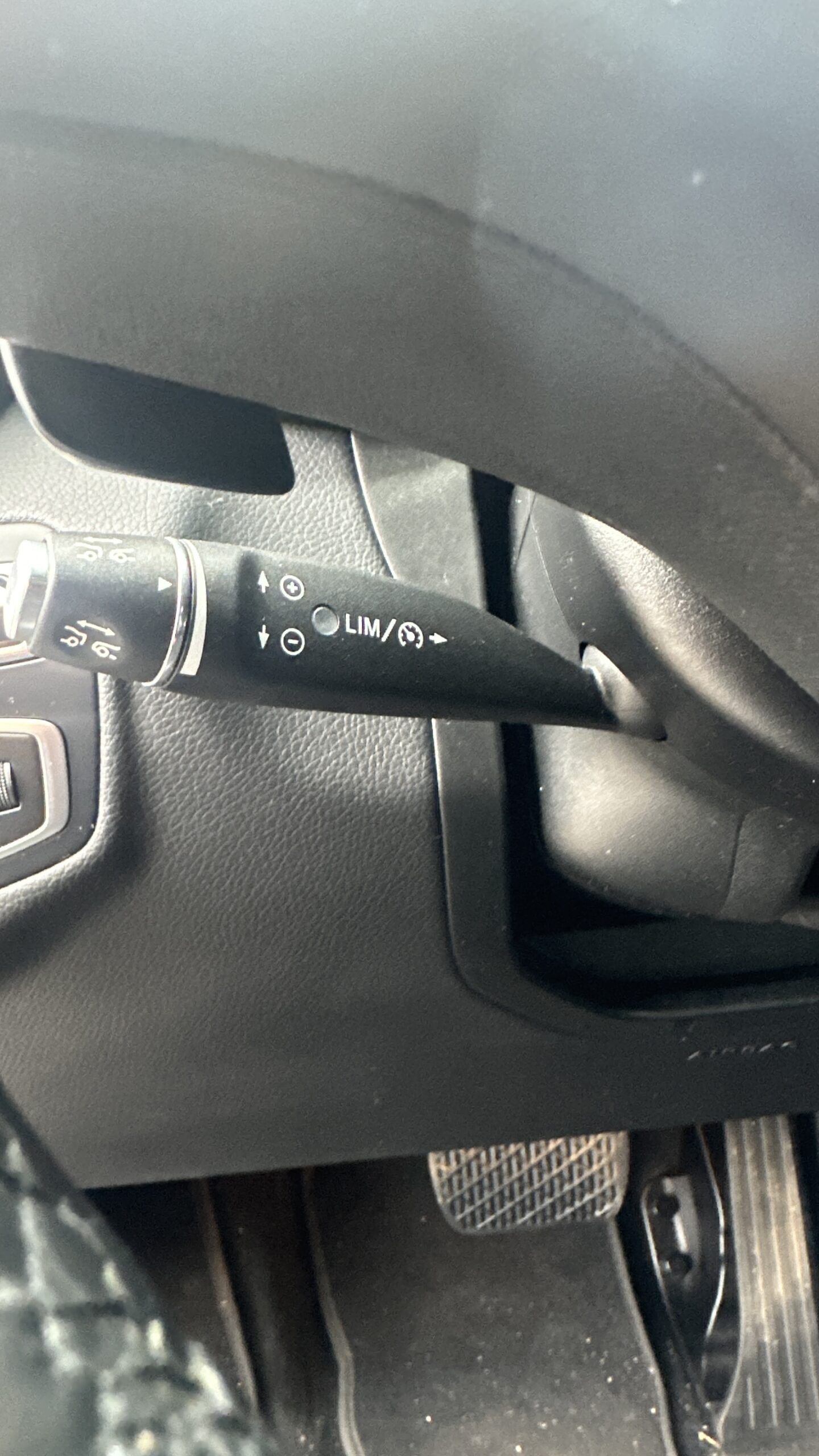 
								Mercedes GLC 250d 4Matic full									